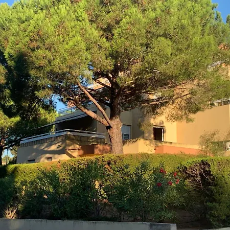 T2 Boulouris -st Raphael, 150 Metres De La Apartment Saint-Raphaël