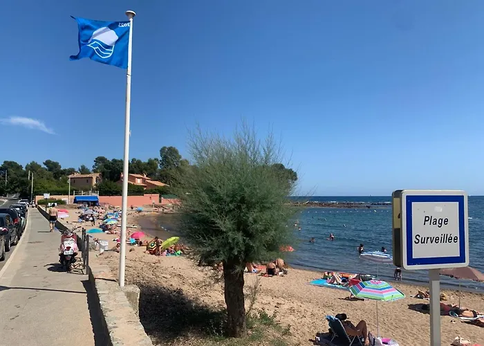 T2 Boulouris -st Raphael, 150 Metres De La Apartment Saint-Raphaël