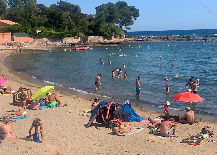 T2 Boulouris -st Raphael, 150 Metres De La Сен-Рафаель